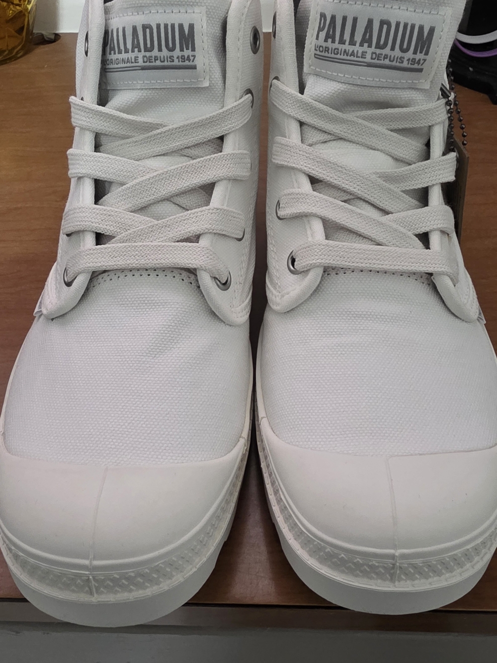 Palladium White Canvas High-Top Sneakers Womens 7.5 NIB - Picture 3 of 4